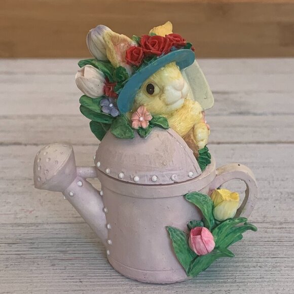 Vintage Bunny Rabbit Watering Can Lidded Trinket Box Tulips Roses Sun Bonnet Hat - Picture 7 of 16